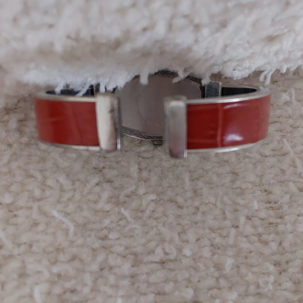 Silvertone Sw Pattern Hinged Bracelet Cuff Quartz… - image 2